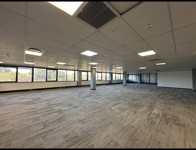 750M² OFFICE TO LET IN DORINGKLOOF